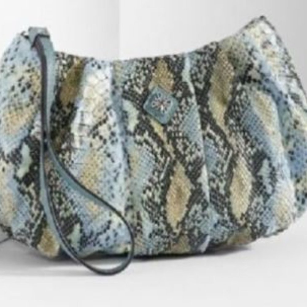 Simply Vera Messina Pleated Wristlet  (NEW)